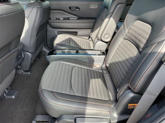 new 2025 Nissan Pathfinder car, priced at $42,757