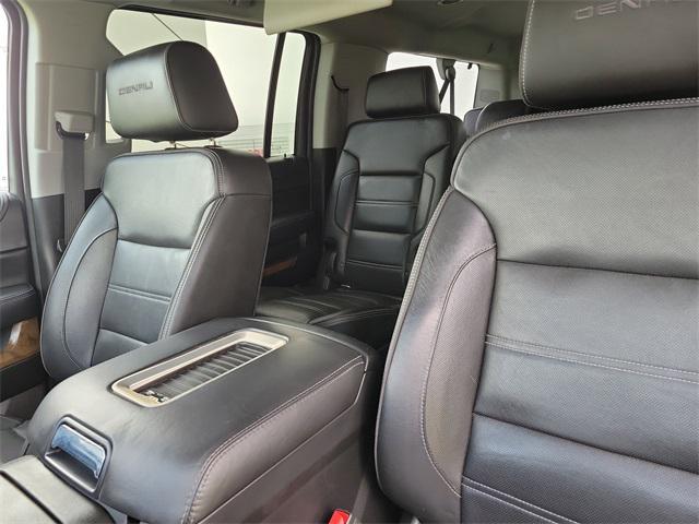 used 2019 GMC Yukon XL car, priced at $35,997