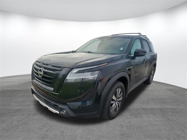 used 2022 Nissan Pathfinder car, priced at $29,995