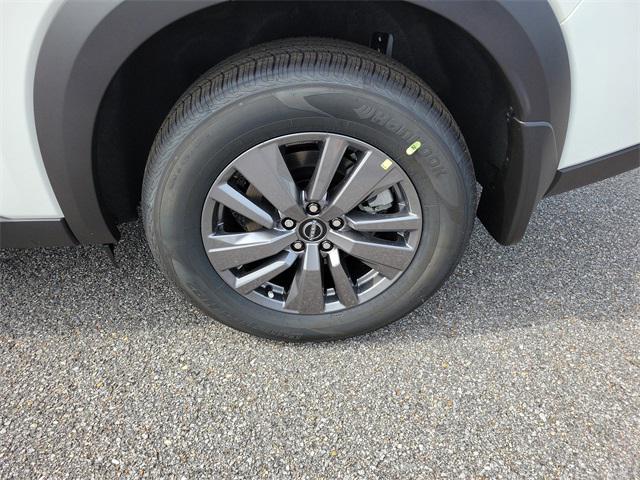 new 2025 Nissan Pathfinder car, priced at $38,002