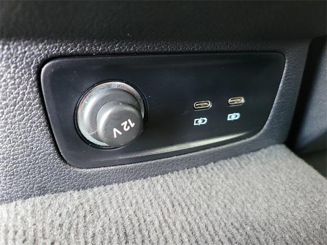 used 2024 Audi Q3 car, priced at $27,999