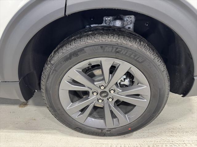 new 2025 Ford Explorer car, priced at $49,455