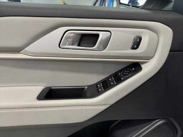 new 2025 Ford Explorer car, priced at $49,455