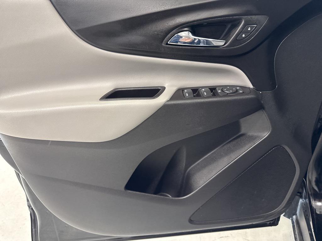 used 2020 Chevrolet Equinox car, priced at $16,899