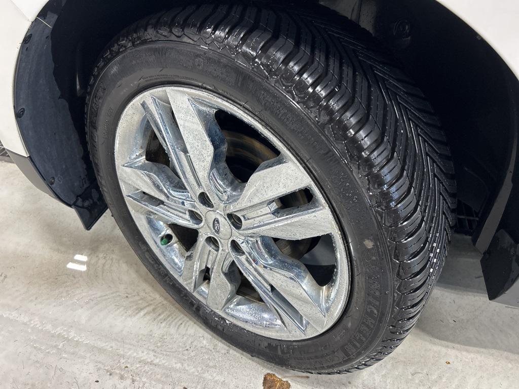 used 2012 Ford Edge car, priced at $7,995