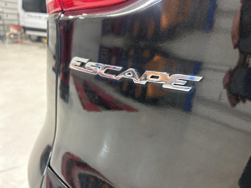 used 2014 Ford Escape car, priced at $9,499
