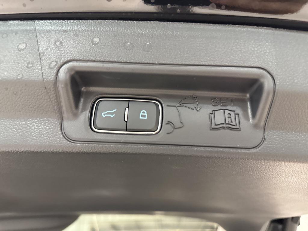 new 2025 Ford Explorer car, priced at $49,515