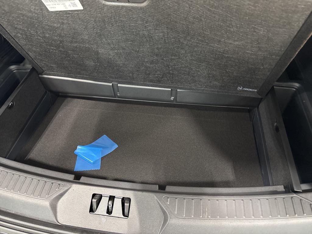 new 2025 Ford Explorer car, priced at $49,515