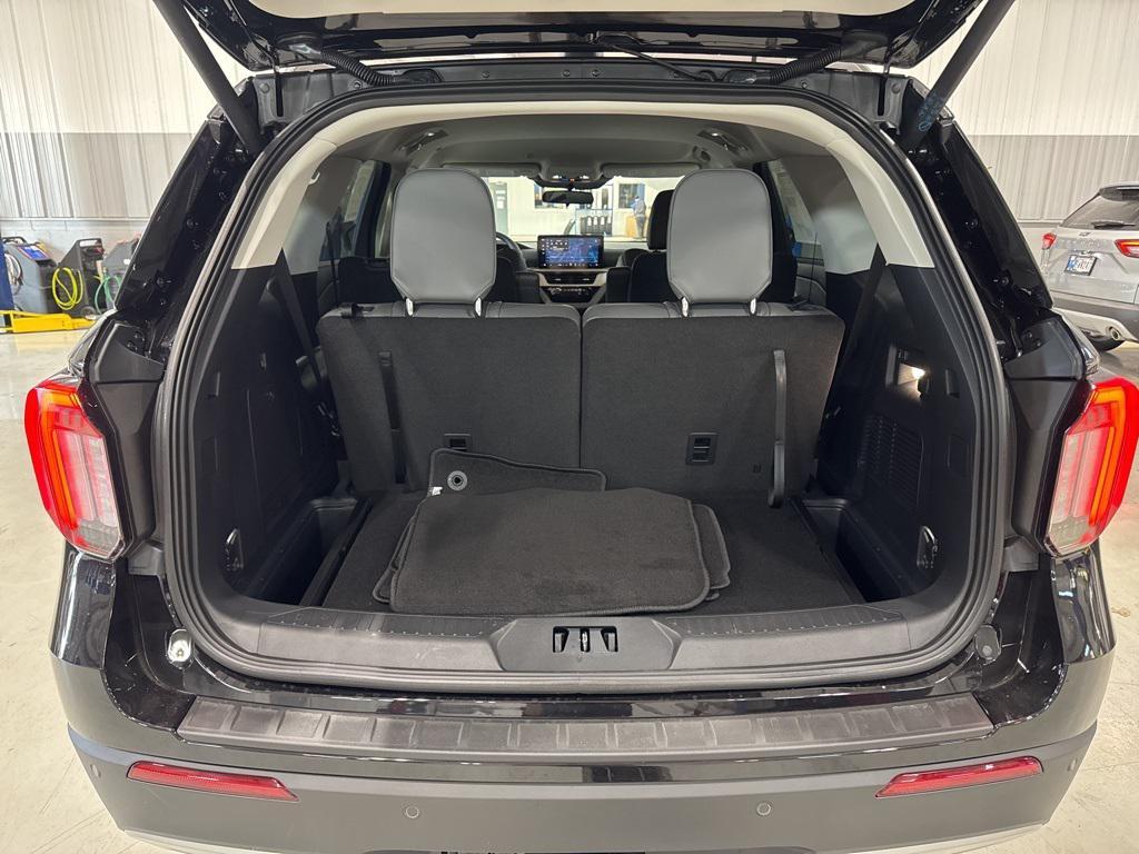 new 2025 Ford Explorer car, priced at $49,515