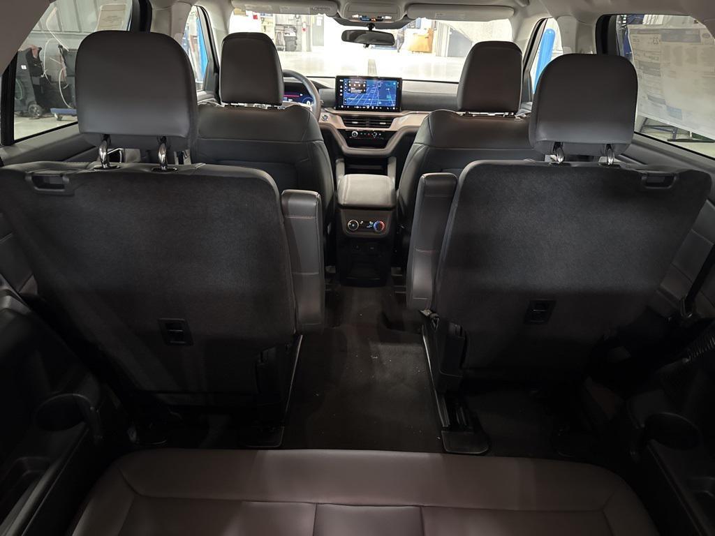 new 2025 Ford Explorer car, priced at $49,515