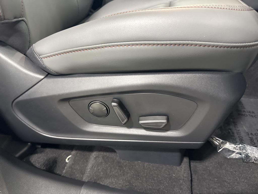 new 2025 Ford Explorer car, priced at $49,515