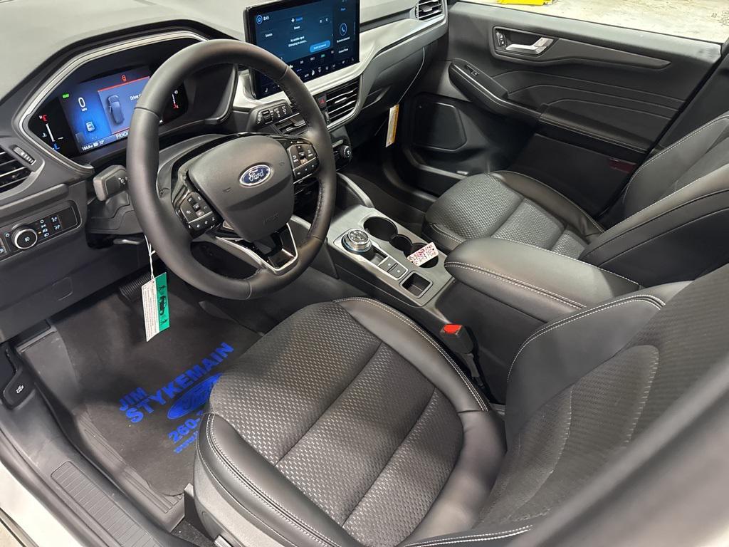 new 2025 Ford Escape PHEV car, priced at $42,140