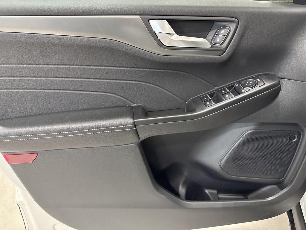 new 2025 Ford Escape PHEV car, priced at $42,140