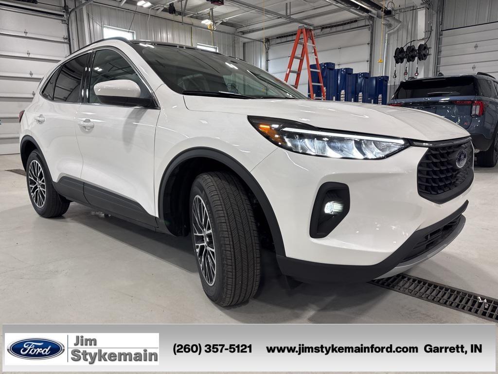 new 2025 Ford Escape PHEV car, priced at $42,140