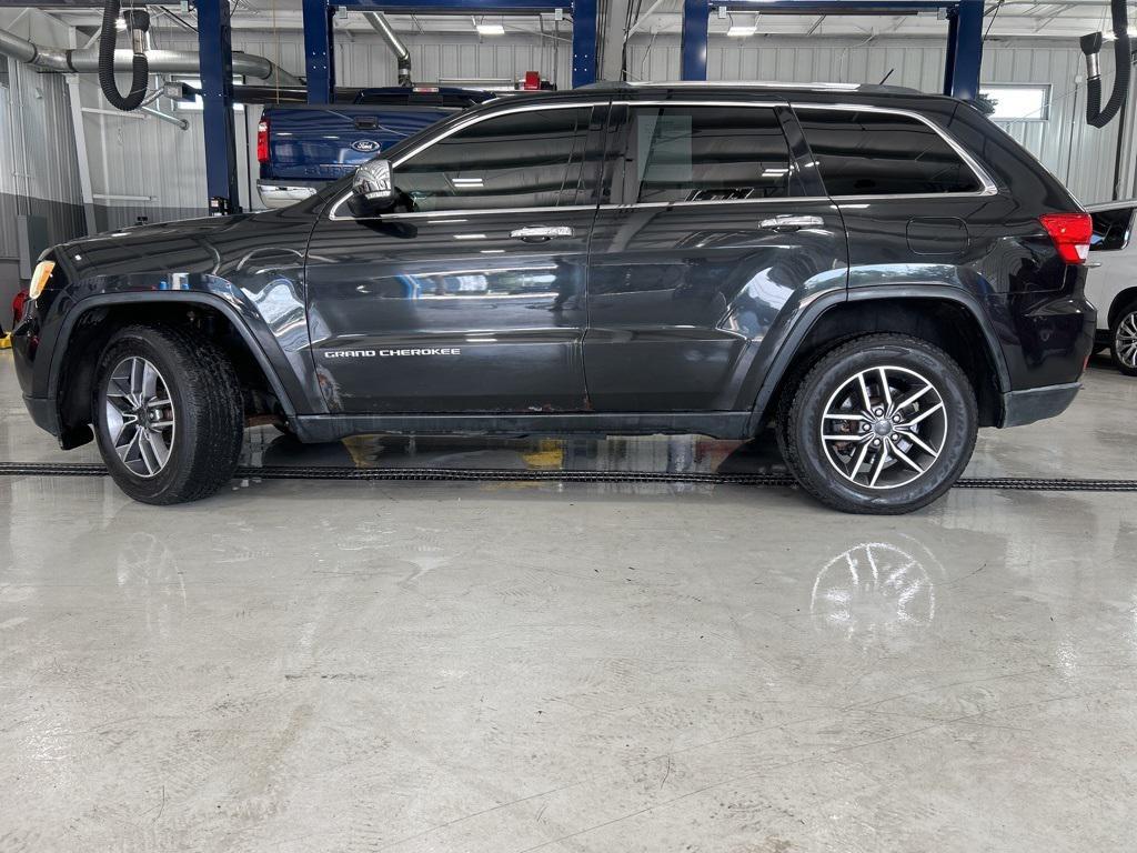 used 2013 Jeep Grand Cherokee car, priced at $9,000