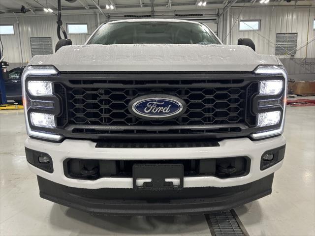 new 2024 Ford F-350 car, priced at $61,995