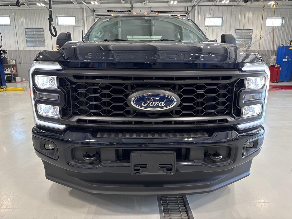 new 2024 Ford F-250 car, priced at $58,995