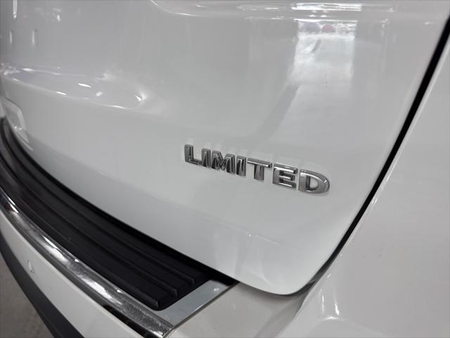 used 2021 Jeep Grand Cherokee car, priced at $23,737