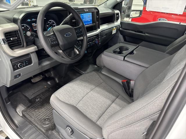 new 2025 Ford F-350 car, priced at $72,670