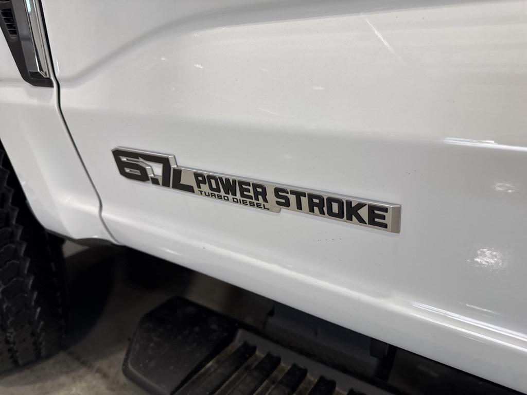 new 2025 Ford F-350 car, priced at $72,670