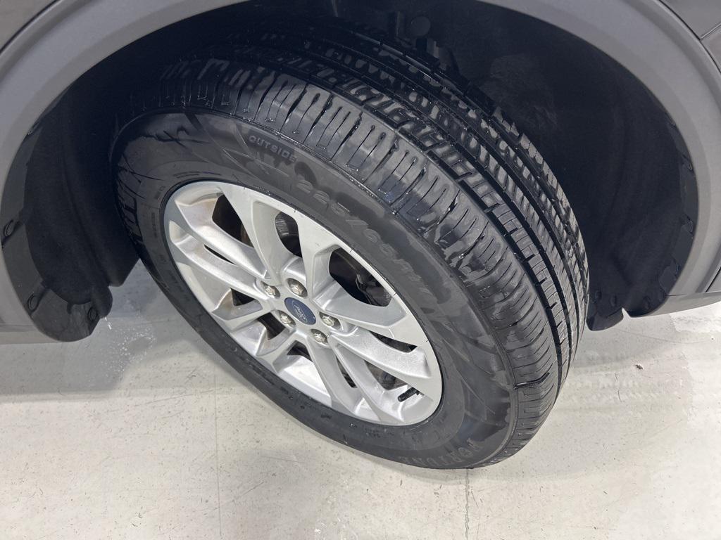 used 2022 Ford Escape car, priced at $17,995
