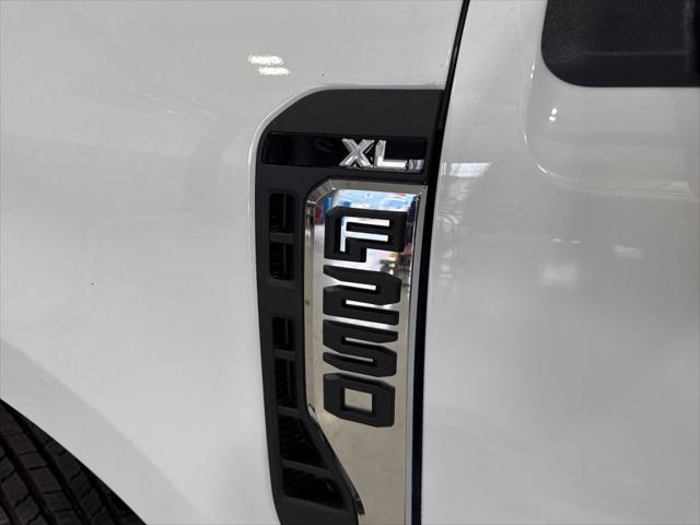 new 2025 Ford F-250 car, priced at $67,560