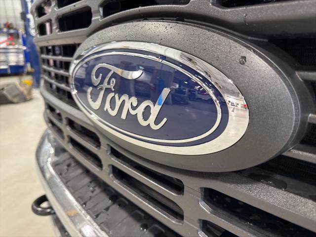 new 2025 Ford F-250 car, priced at $67,560