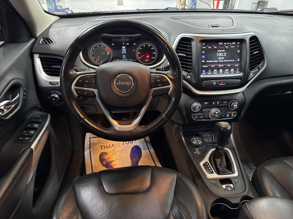 used 2018 Jeep Cherokee car, priced at $17,500