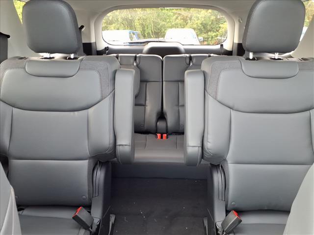 new 2025 Ford Explorer car, priced at $50,355