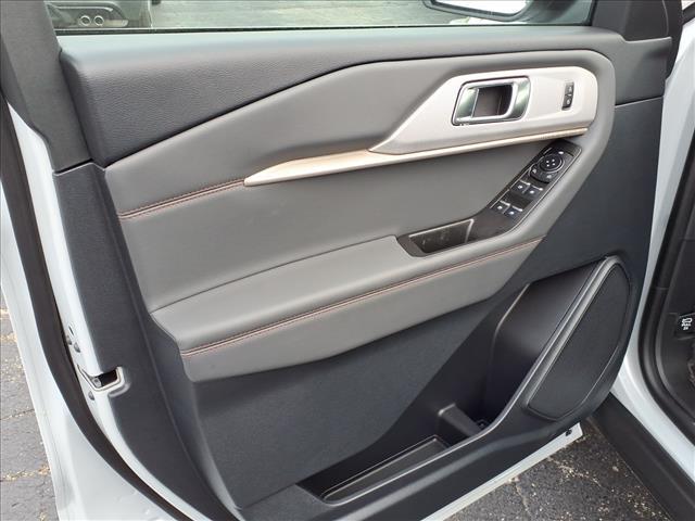 new 2025 Ford Explorer car, priced at $50,355