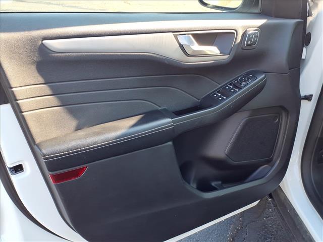 used 2022 Ford Escape car, priced at $25,995