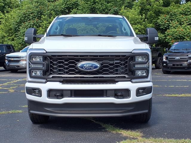 new 2025 Ford F-350 car, priced at $58,000