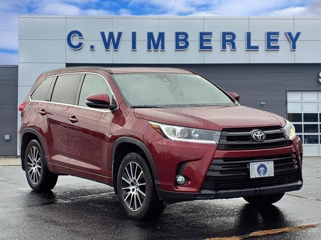 used 2018 Toyota Highlander car, priced at $21,995