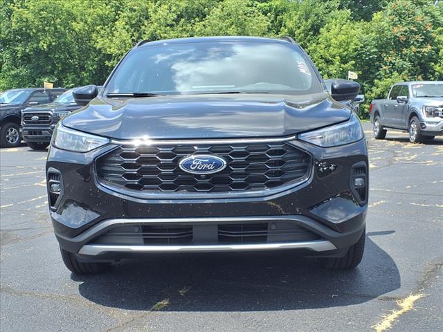 new 2025 Ford Escape car, priced at $39,780