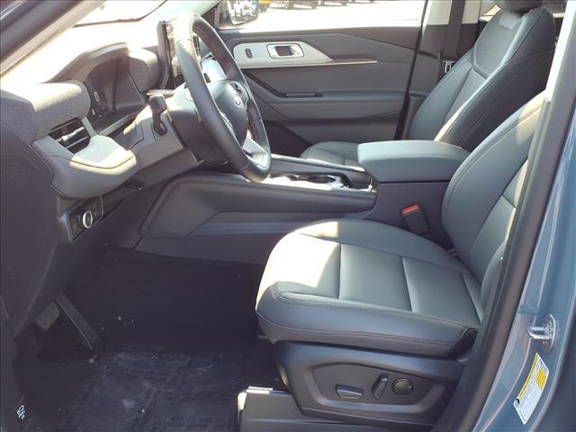 new 2025 Ford Explorer car, priced at $51,250