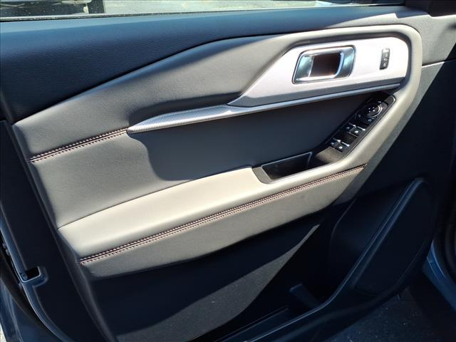 new 2025 Ford Explorer car, priced at $51,250