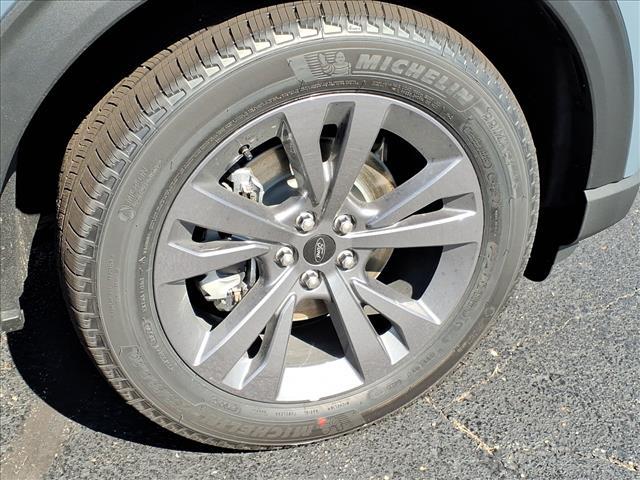 new 2025 Ford Explorer car, priced at $51,250