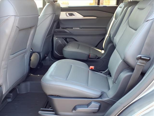 new 2025 Ford Explorer car, priced at $50,955