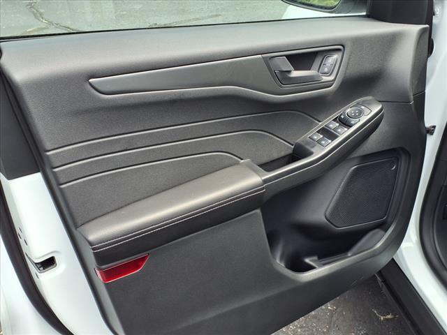 new 2025 Ford Escape car, priced at $35,400