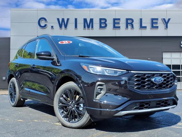 new 2025 Ford Escape car, priced at $41,995