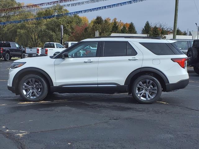 new 2025 Ford Explorer car