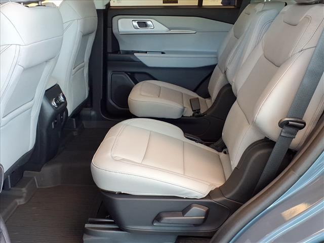 new 2025 Ford Explorer car, priced at $51,865