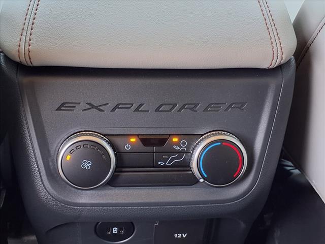 new 2025 Ford Explorer car
