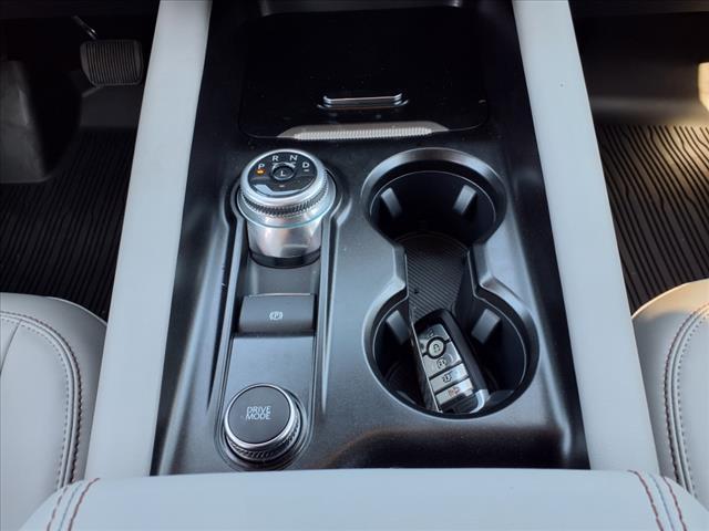 new 2025 Ford Explorer car