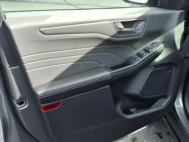 new 2026 Ford Escape car, priced at $36,075