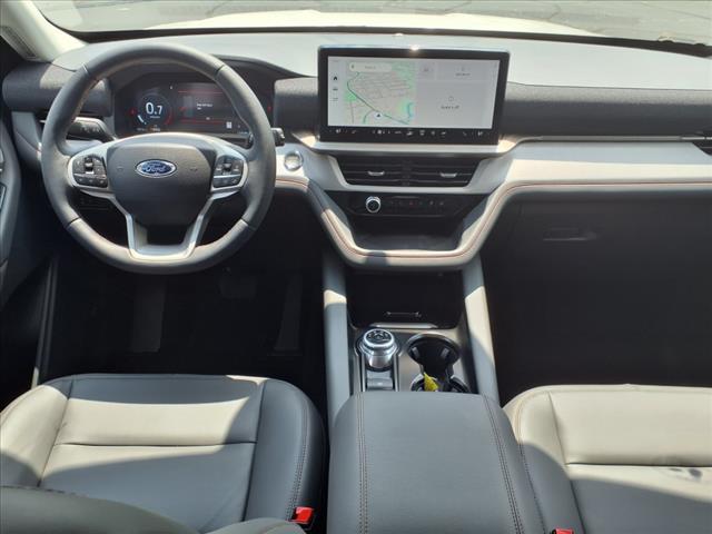 new 2025 Ford Explorer car