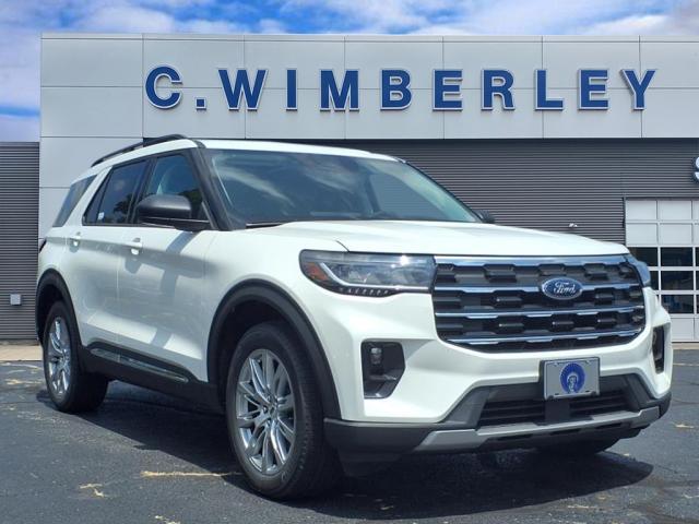 new 2025 Ford Explorer car