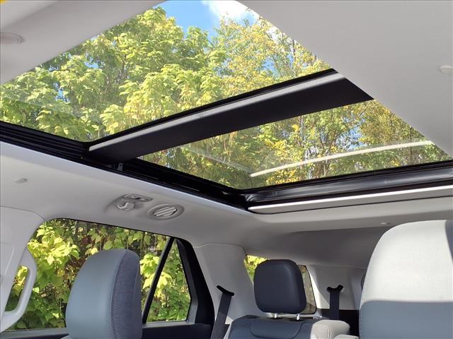 used 2025 Ford Explorer car, priced at $42,995