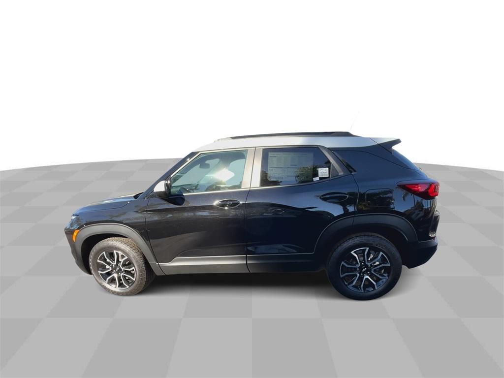 new 2025 Chevrolet TrailBlazer car, priced at $27,900
