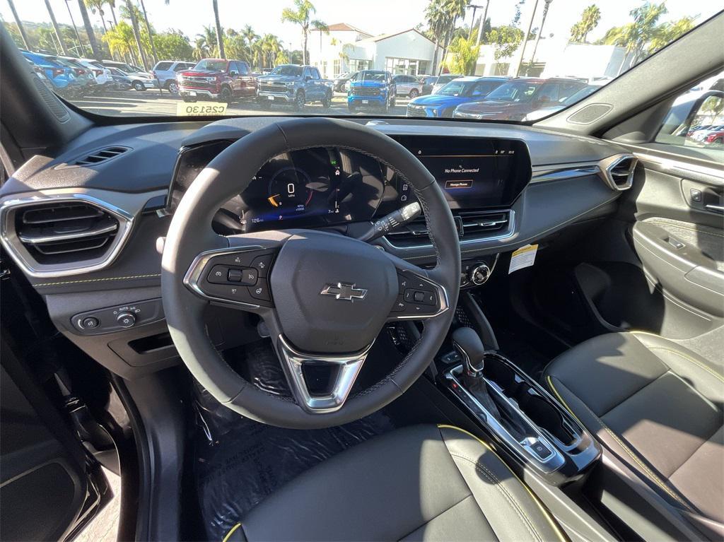 new 2025 Chevrolet TrailBlazer car, priced at $27,900